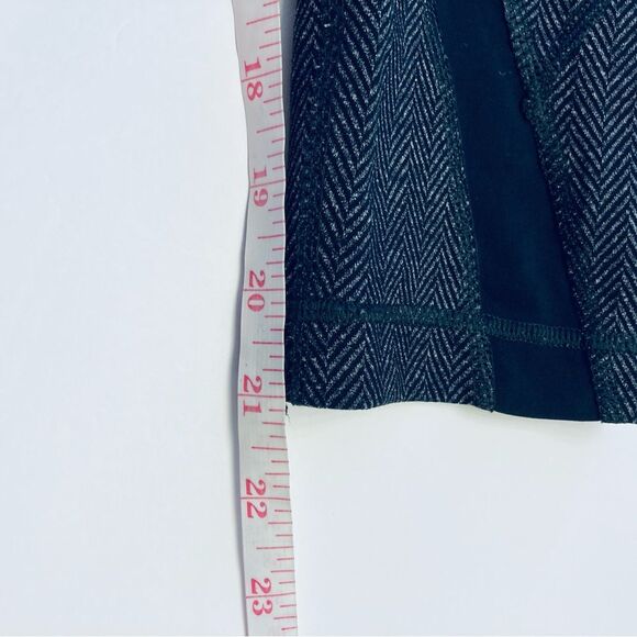 Lululemon Run: Inspire Crop II All‎ Luxtreme Size 6 Giant Herringbone Black - Picture 12 of 12